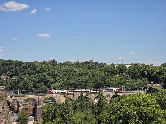 S vozem z autopůjčovny za nejkrásnějšími viadukty